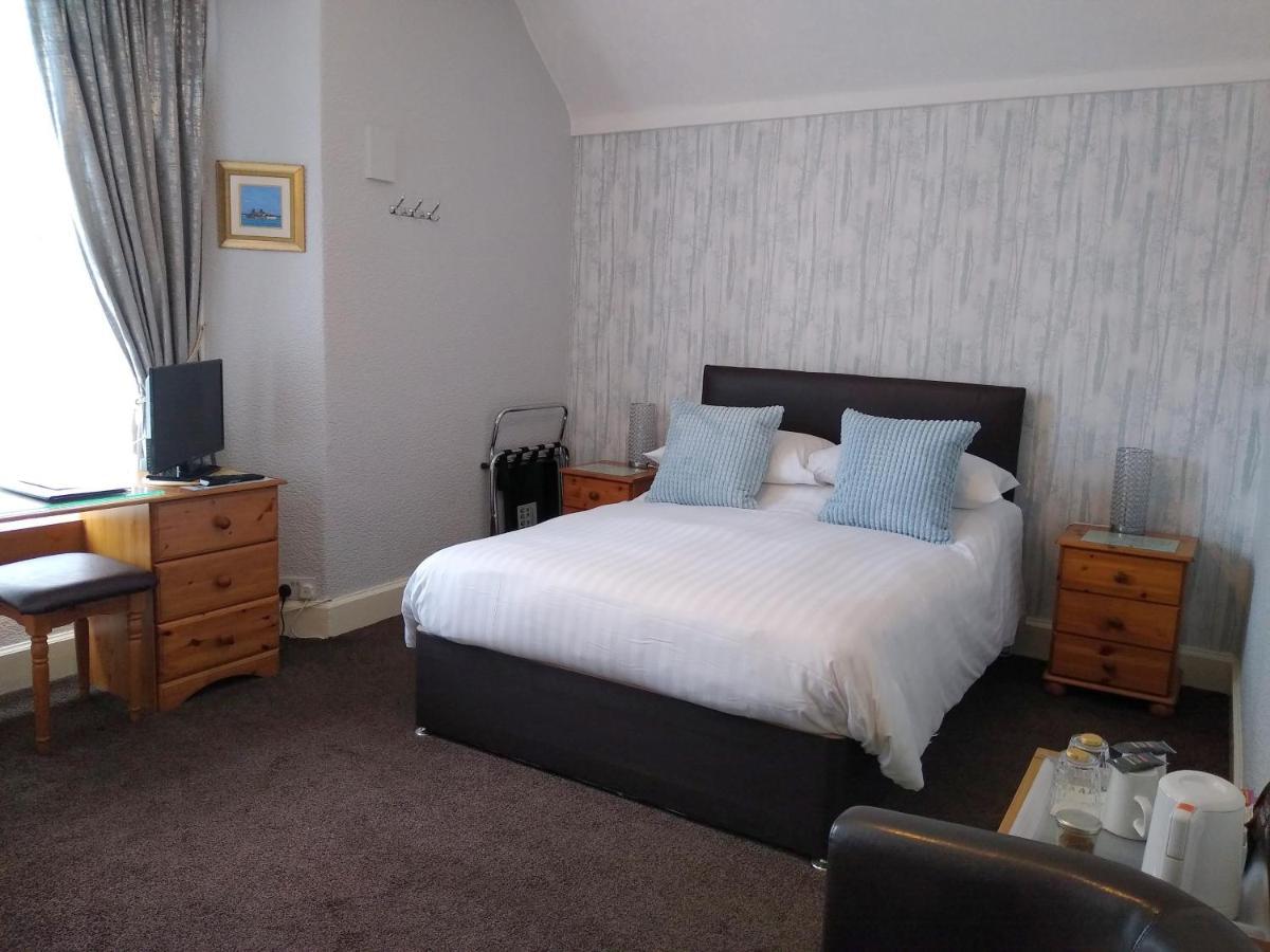 Hazeldene Guest House Bowness-on-Windermere Buitenkant foto