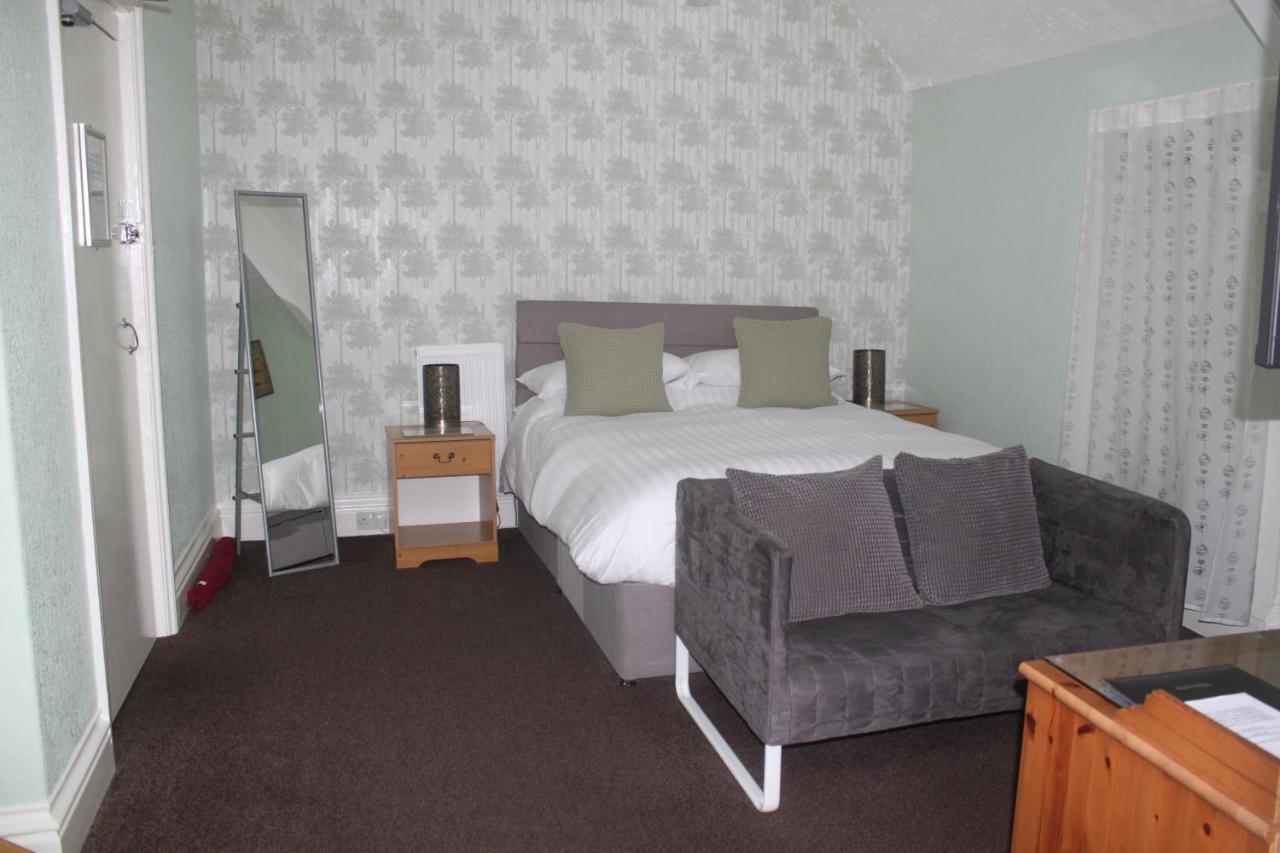 Hazeldene Guest House Bowness-on-Windermere Buitenkant foto