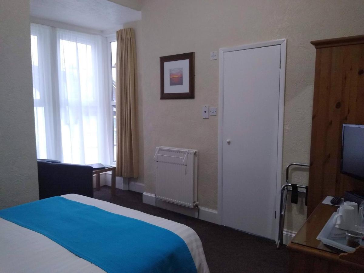 Hazeldene Guest House Bowness-on-Windermere Buitenkant foto